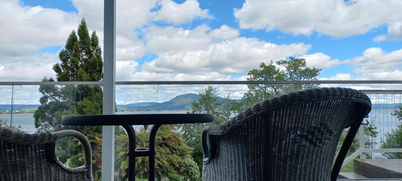 Addictive View - Lakeside Studio Rotorua Dış mekan fotoğraf